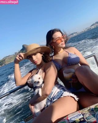 Rebecca Pavanelli [ rebecca-pavanelli ] - my tits are so swollen and bouncy 🥵 (i guess there’s one good