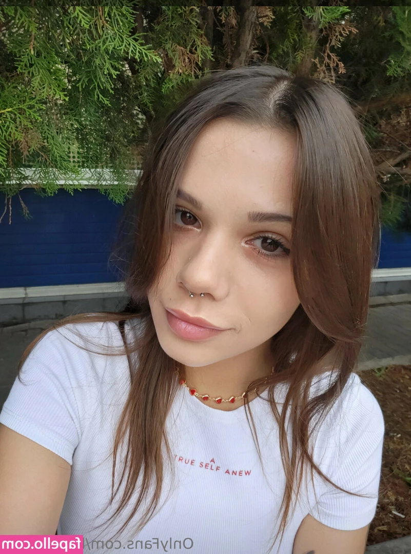 Kate11kate - Use up ALL my holes daddyyy  and make me squirt   puh-puh-puhleassse