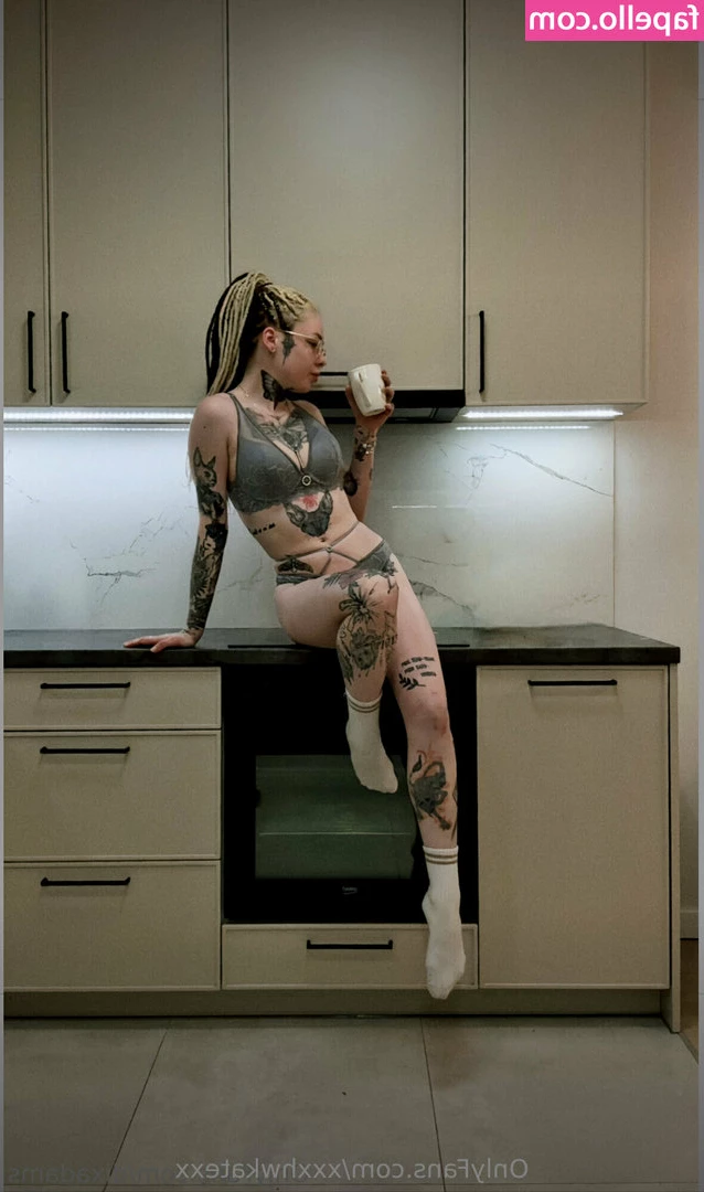 xxxhwkatexx - That's the size of my fantasy when I want to see your toy that you