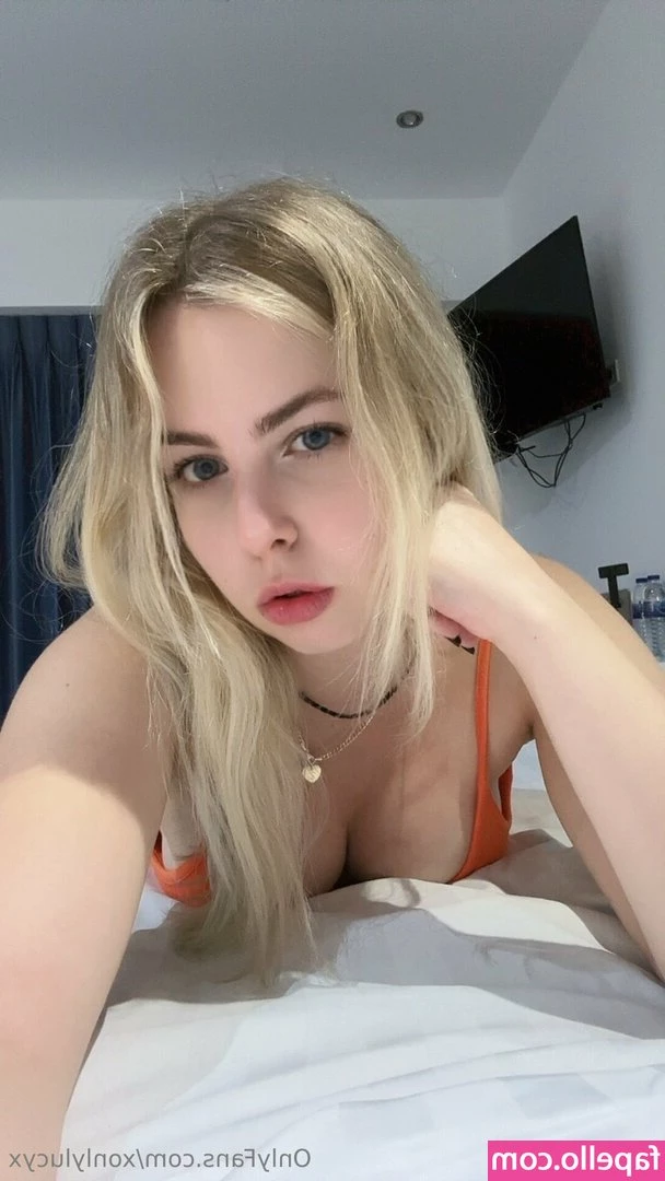 xonlylucyx - POV humiliation