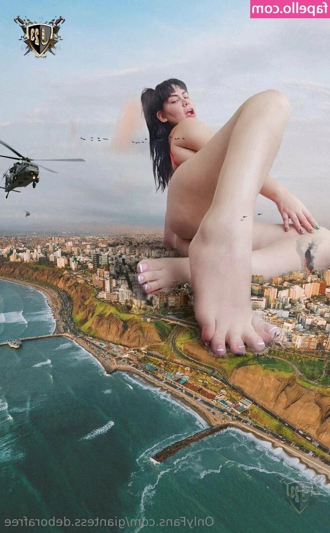 giantess.deborafree [ giantess-deborafree ] - LOOK WHAT WE DID TO OUR FRIEND!!😲🙈 She misbehaved and we