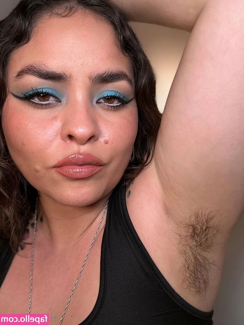 littlehairylola - This is the BG creampie video for December 1st   sexysouthernstud