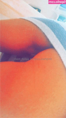 hot_polish_mom [ hot-polish-mom ] - Getting ready for a naughty Friday