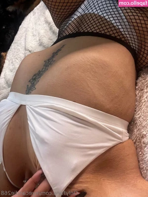 eyecandie268 - Selfies in collar