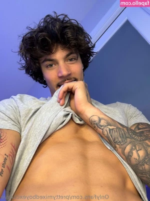 prettymixedboyexclusive - See you at 9pm...👀
