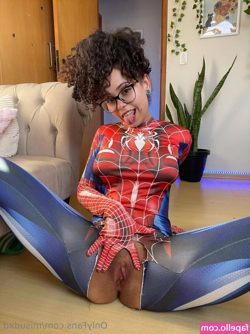 misudxd - Good morning  My snap chat subscribers already received two snaps and
