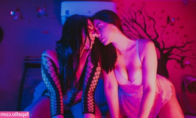 camilevalencia - Feeling sexxy and horny..to see more checkout the next drop