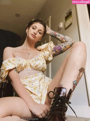 Akiramai Suicide [ akiramai-suicide ] - I deleted the original because of my hand tattoos