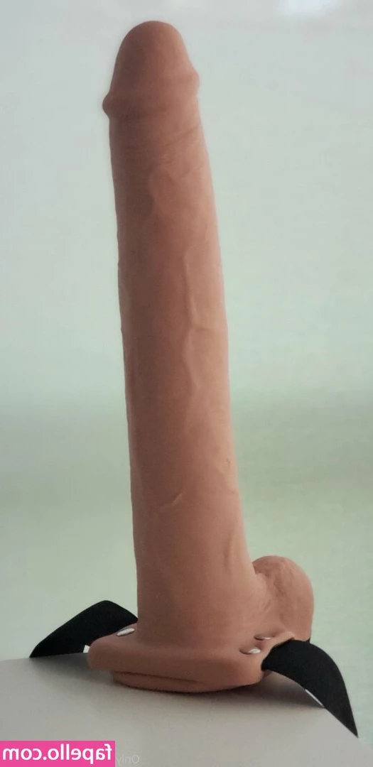 sovannakim - Eu espero que você não se importe com batom vermelho no seu pau   I