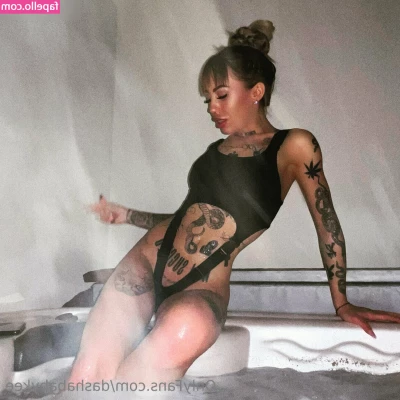 Dasha - Just sent out a juicy 8 min masturbation video  Make sure to check