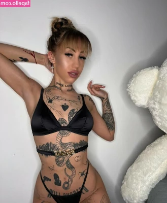 Dasha - sometimes I feel like gin  I can fulfill any hidden fantasy of yours 