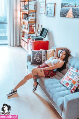 amyplacco - Who want to hit it part 1