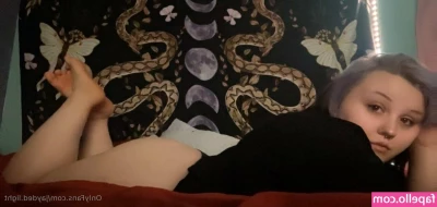 jayded.light [ jayded-light ] - Who wants to see me suck my boy s cock
