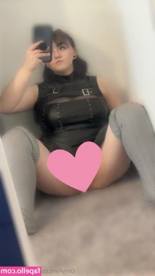 jayded.light [ jayded-light ] - Panties poll. Cleaning out my closet. Thought y’all might enjoy