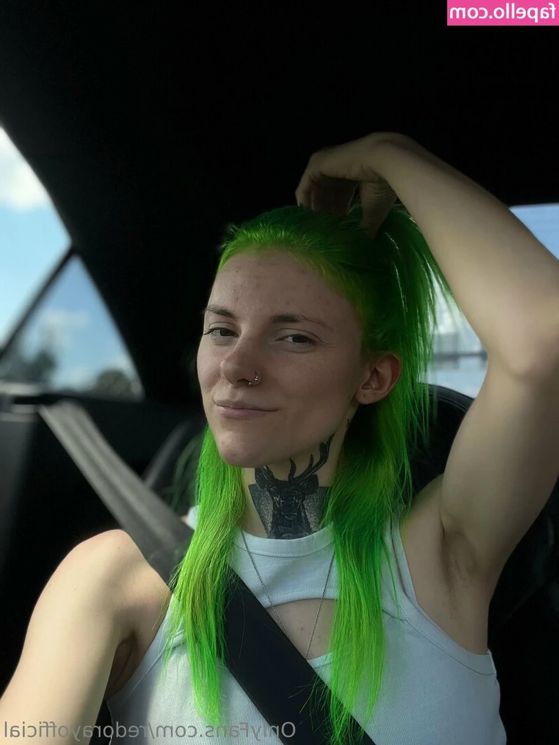 redorayofficial - boobyyyy
