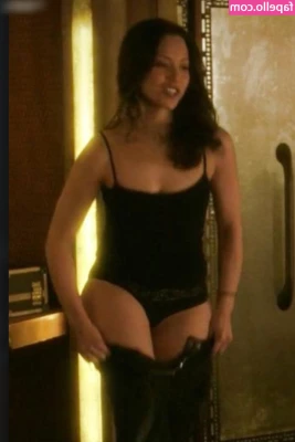 Melissa O'Neil [ melissa-o-039-neil ] - deitadinha assim fica maravilhoso 🔥