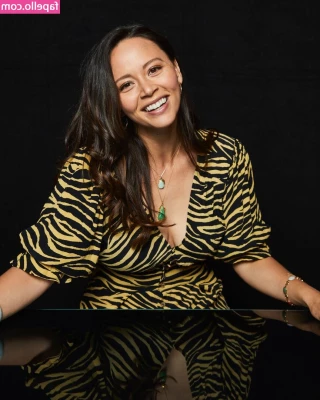 Melissa O'Neil [ melissa-o-039-neil ] - new content is 🔥