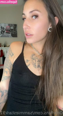 sammiestark91 - ignore my dirty mirror