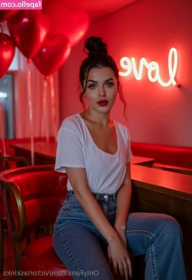 victoriaskinks - So excited to have you as my VIP  Your support means everything to me