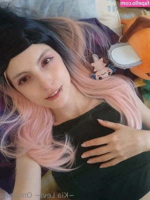 kialevi - Kiss my entire body~!  Full Heart Pasties Photo & Video Set ($15)