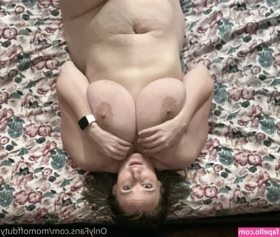 momoffduty [ momoffduty-1 ] - Foot job video 👣