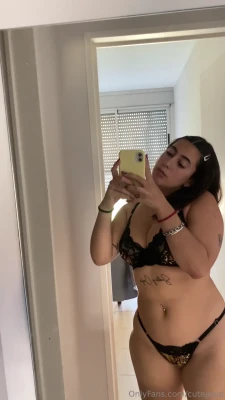 cutejosie - Hey guys! I hope that you all see this! I know I could send a mass