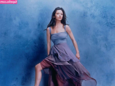 Catherine Zeta-Jones [ catherine-zeta-jones ] - Sometimes I have trouble obeying orders  Do you think you can