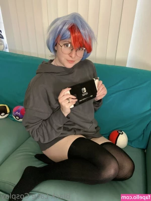 blacklacecosplay - Jiggly, jiggly the titties~