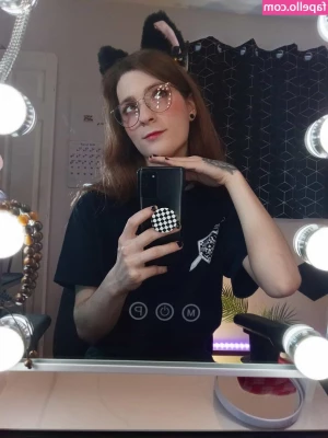 RebiSenpai - I loved taking pics in this bathroom, it was such a cute bathroom
