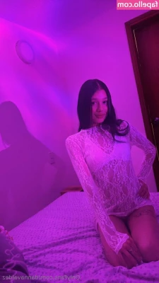 dannavaldez - College trans girl has the biggest cock in her sorority, check her