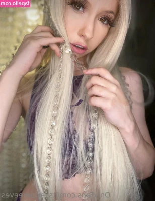 itskenziereeves - Irresistible and you know it 😏🥵