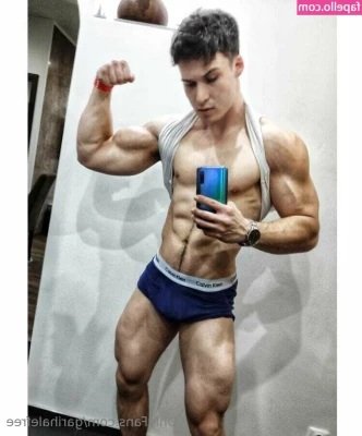 Garihalefree - What's the dirtiest thing you want to do to me?🔞🔞