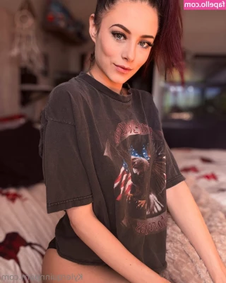 kylerquinnporn - lets get really clean and then really dirty together!