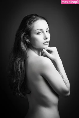 Fabiola Holystone [ fabiola-holystone ] - If you want to leave my pussy so run to my DM now