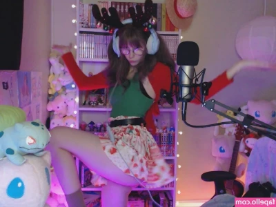 Skymi_chan [ skymi-chan ] - Cum make me wet baby   lick this sweet pussy up