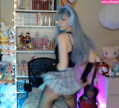 Skymi_chan [ skymi-chan ] - Who wants to choose my new colour
