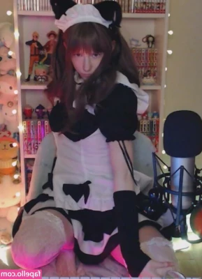 Skymi_chan [ skymi-chan ] - Do you want some