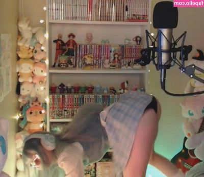 Skymi_chan [ skymi-chan ] - Who wants this