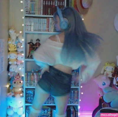 Skymi_chan [ skymi-chan ] - You want a long and fun video call 📞💦💦💦?