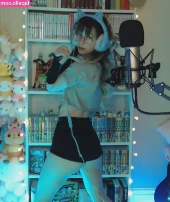 Skymi_chan [ skymi-chan ] - What s your type  Do mecha anime girls make your list   Qual seu tipo