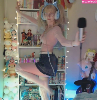 Skymi_chan [ skymi-chan ] - New bodysuit  I love it  The more it gets into my ass  the better part 1