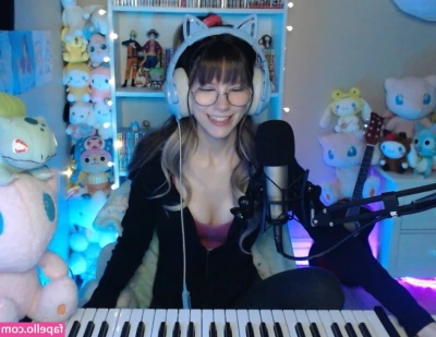 Skymi_chan [ skymi-chan ] - Check your messages tomorrow for a sweet surprise