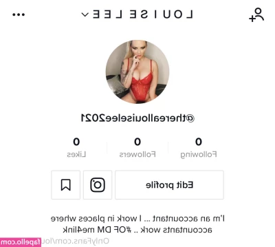 louiseleexxx1 - More beach photos xo who wants more  Videos and more exclusive