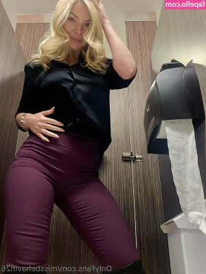 Missbehavin26 [ missbehavin26-8 ] - 8 partial nudes to make that sexy cock drip