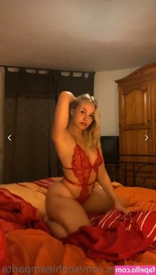 sophie.mzt [ sophie-mzt ] - Cream or