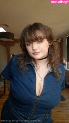 harleythebanshee - Naughty school gal week   I finish my degree this week so I m sending