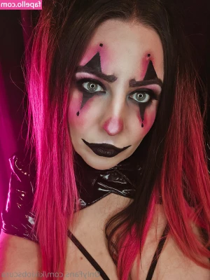 kikiobscura - Itty bitty