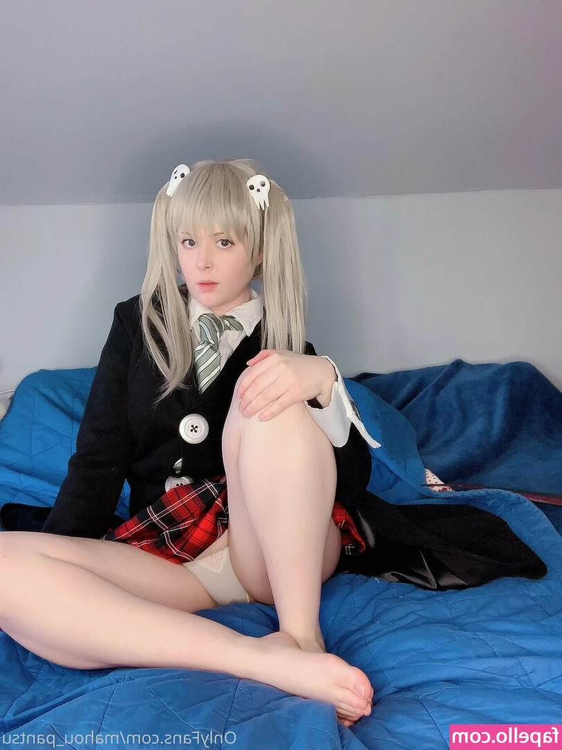 mahou_pantsu [ mahou-pantsu ] - You caught me….and now I’ll let you squeeze 😈