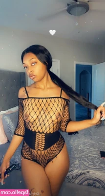 tinaforshort - can i drop these bouncing tits on your face baby