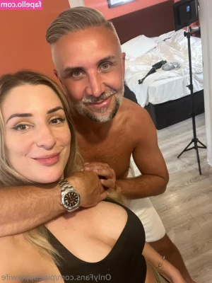 pineapplewife - Show me some love…. I’m in need 🤪